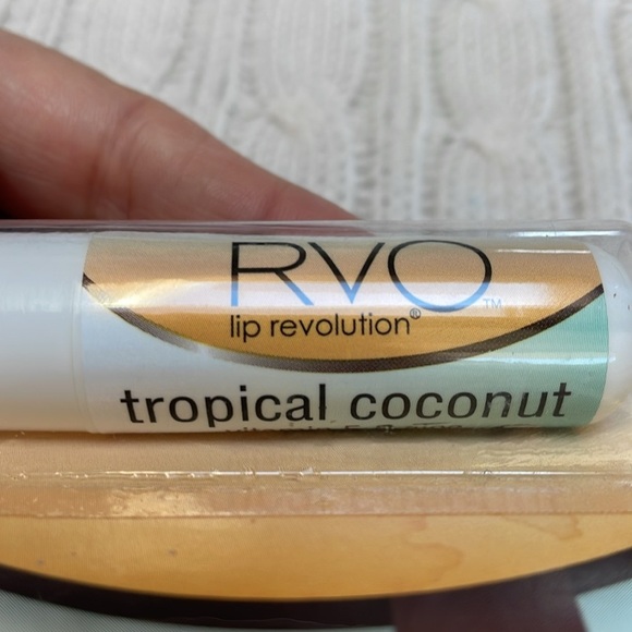 New rare in package RVO tropical coconut lip balm vitamin E & aloe long lasting - Picture 4 of 6